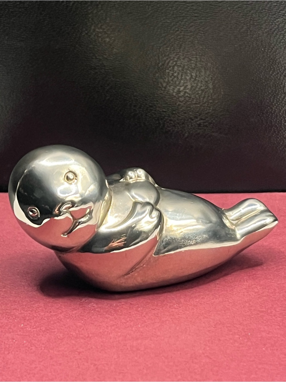 Silver Decorative Otter Figurine - Polished Metal Accent